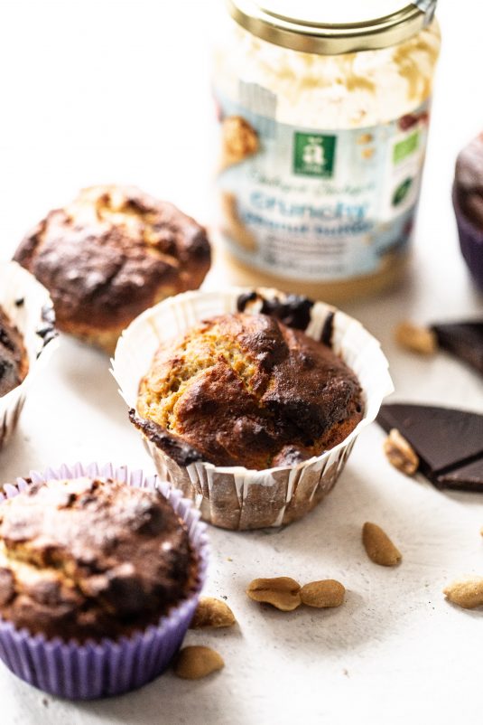 Lowcarb muffins med peanuts og chokolade